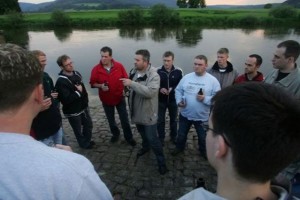 img_1243276655_564